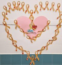 Corazón elaborado por la etapa de Infantil para el día del Cáncer Infantil 15-02-25